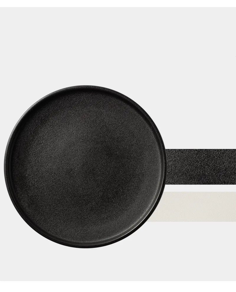 Prato Raso Japonês em Cerâmica Fosca – Preto Minimalista