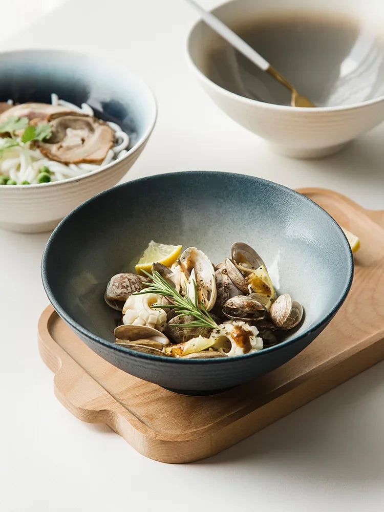 Tigela Japonesa de Cerâmica – Para Saladas e Sopas