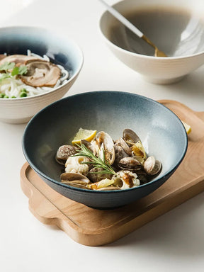 Tigela Japonesa de Cerâmica – Para Saladas e Sopas