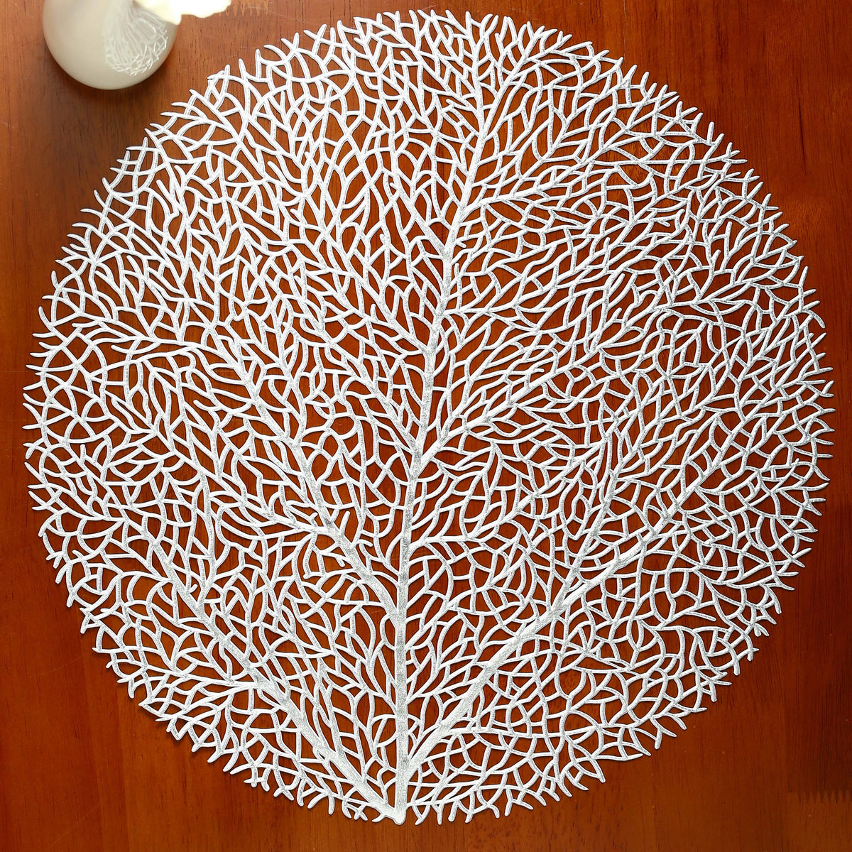 Golden Leaf Pattern PVC Table Mats – Set of 4 Elegant Placemats
