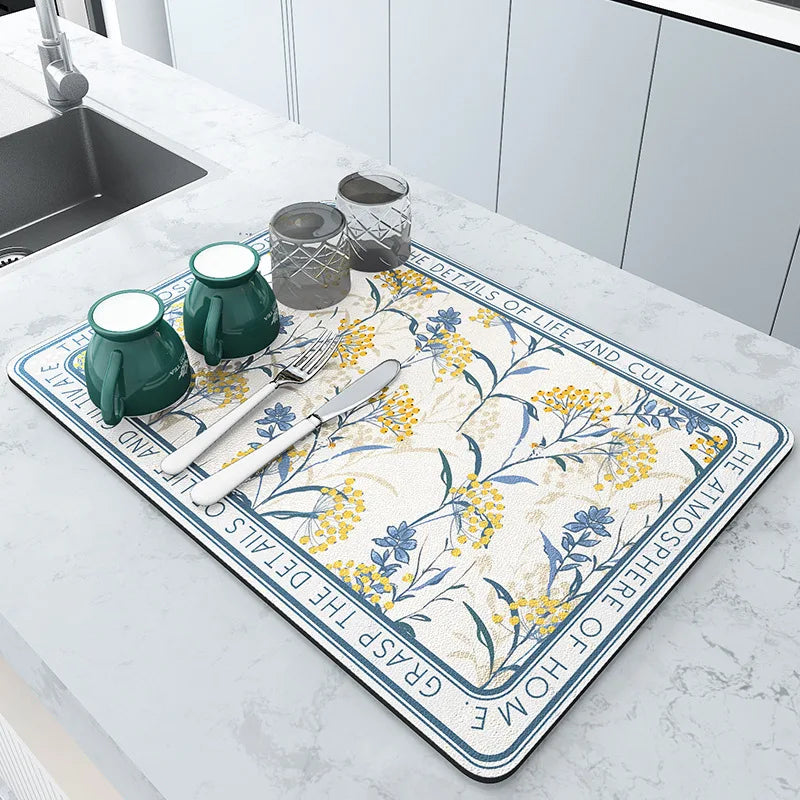 Tapete escorredor de louças elegante, design sofisticado, alta absorção, secagem rápida, estilo moderno, organização de cozinha, prático e funcional, ideal para pia, acessório decorativo, antiderrapante, lavável, proteção para balcão, retenção de líquidos, fácil manutenção, toque moderno, decoração funcional, tapete de pia, secagem eficiente, cozinha organizada, durável. Center Doce Lar.