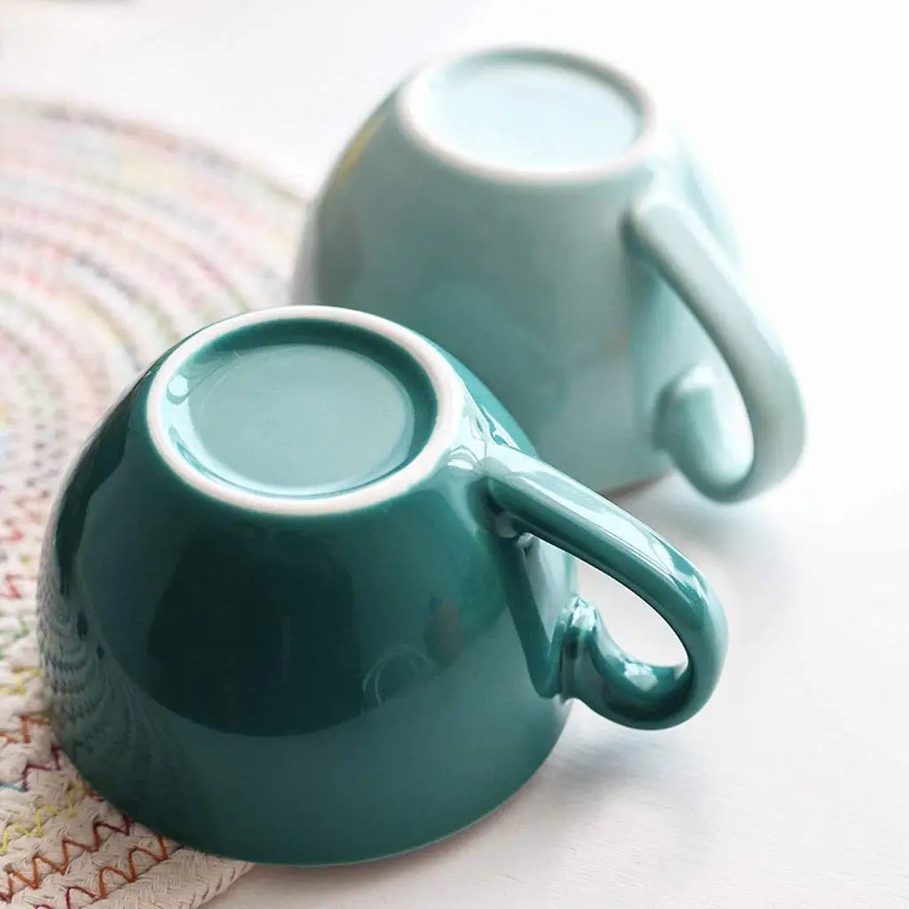 Xícara e Pires de Porcelana