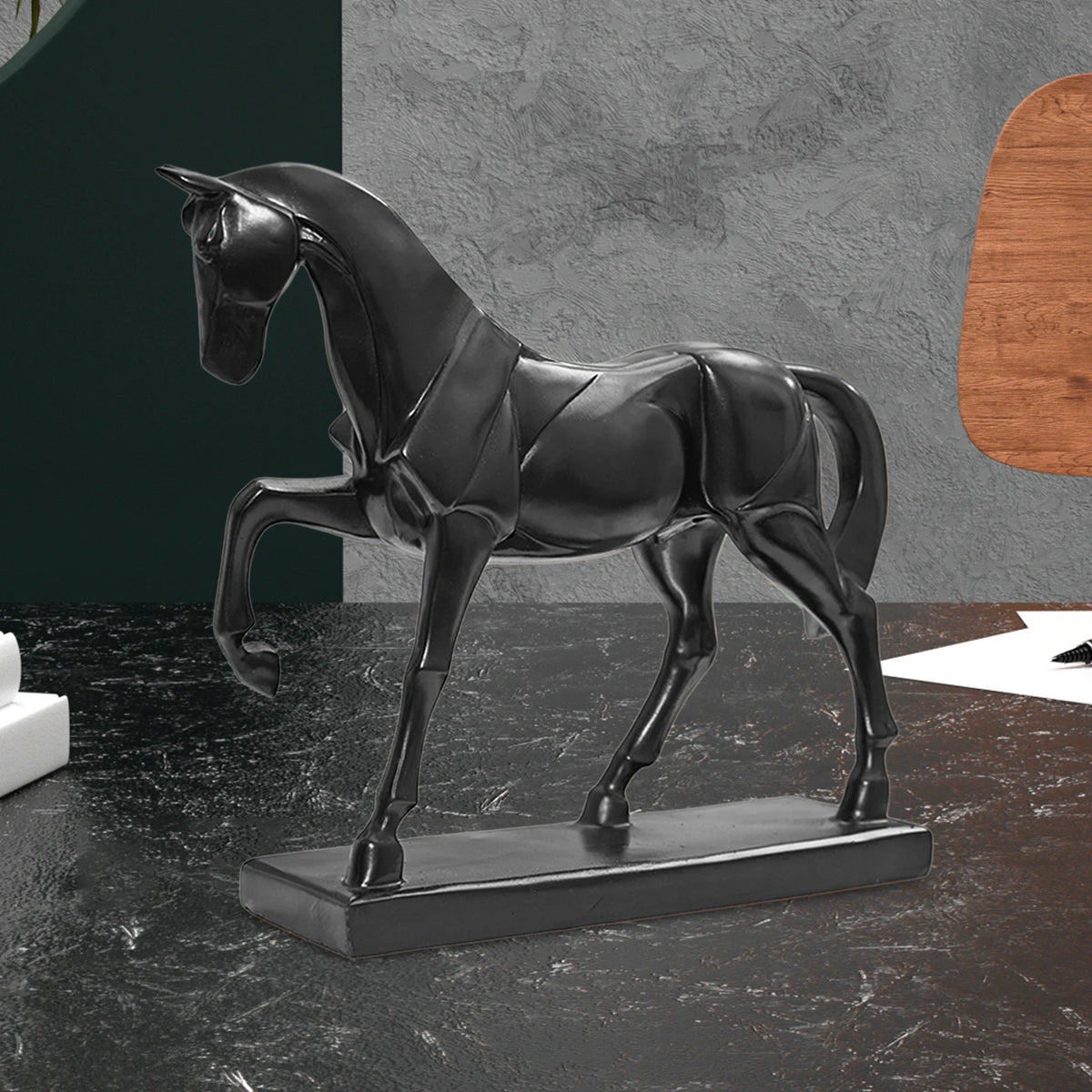 Estátua Decorativa de Cavalo